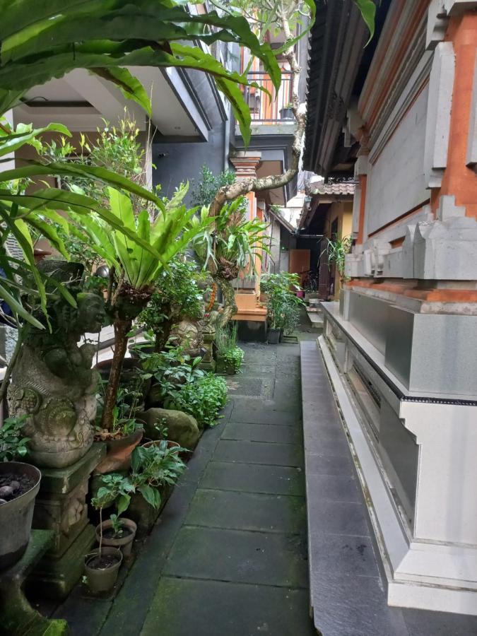 Adi House Homestay Ubud Exteriör bild