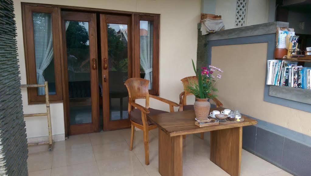 Adi House Homestay Ubud Exteriör bild