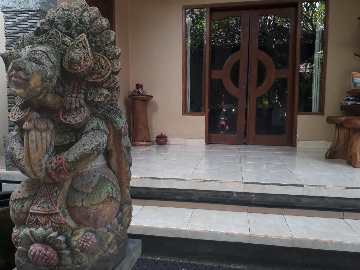 Adi House Homestay Ubud Exteriör bild